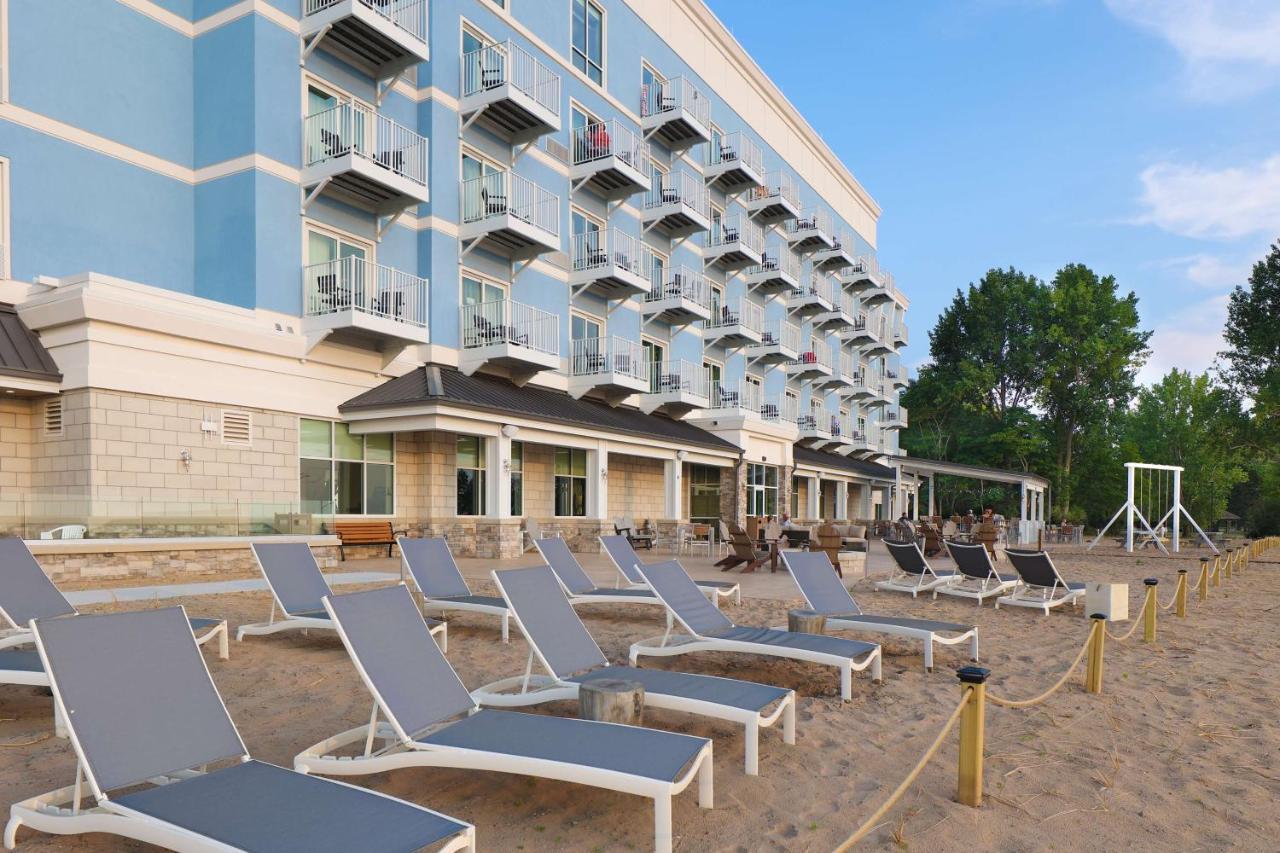 Hampton Inn & Suites Manistee, Mi Exterior foto